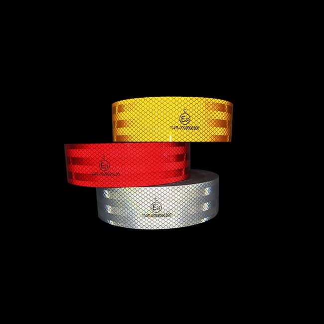 AT™ Призматический Высокой Интенсивности Светоотражающая Наклейка ECE